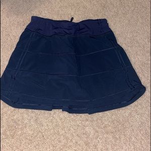 lululemon navy blue skirt
